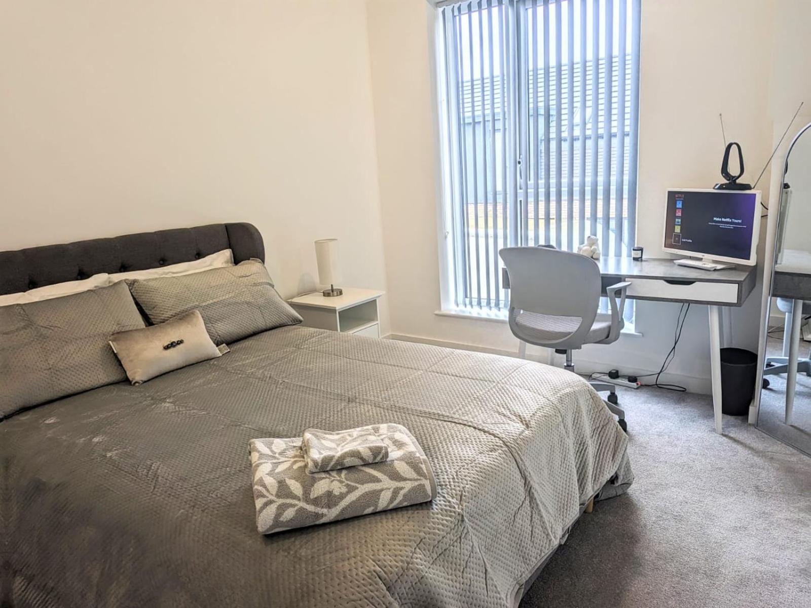 Contemporary Double Ensuite Room Birmingham Eksteriør bilde