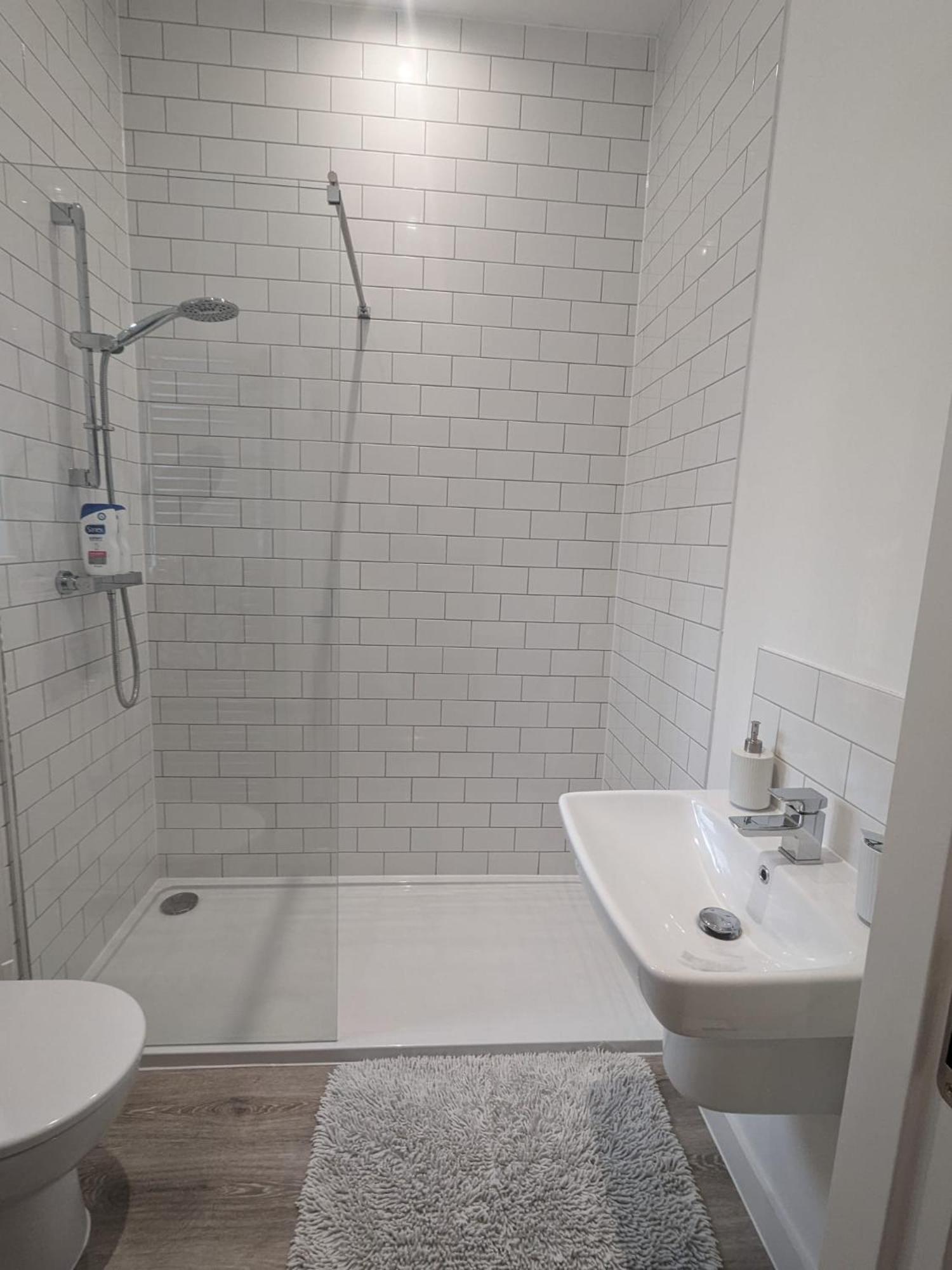 Contemporary Double Ensuite Room Birmingham Eksteriør bilde